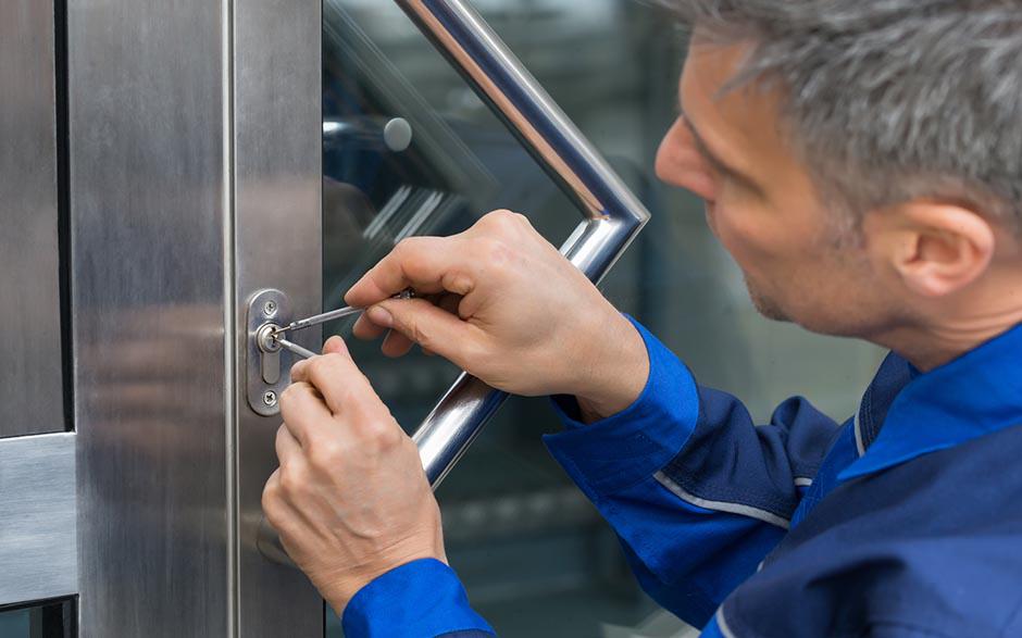ouverture de porte blindée serrure cassée Ézanville